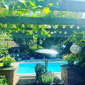 garden-annexe.cambridgehotelsuk.com/