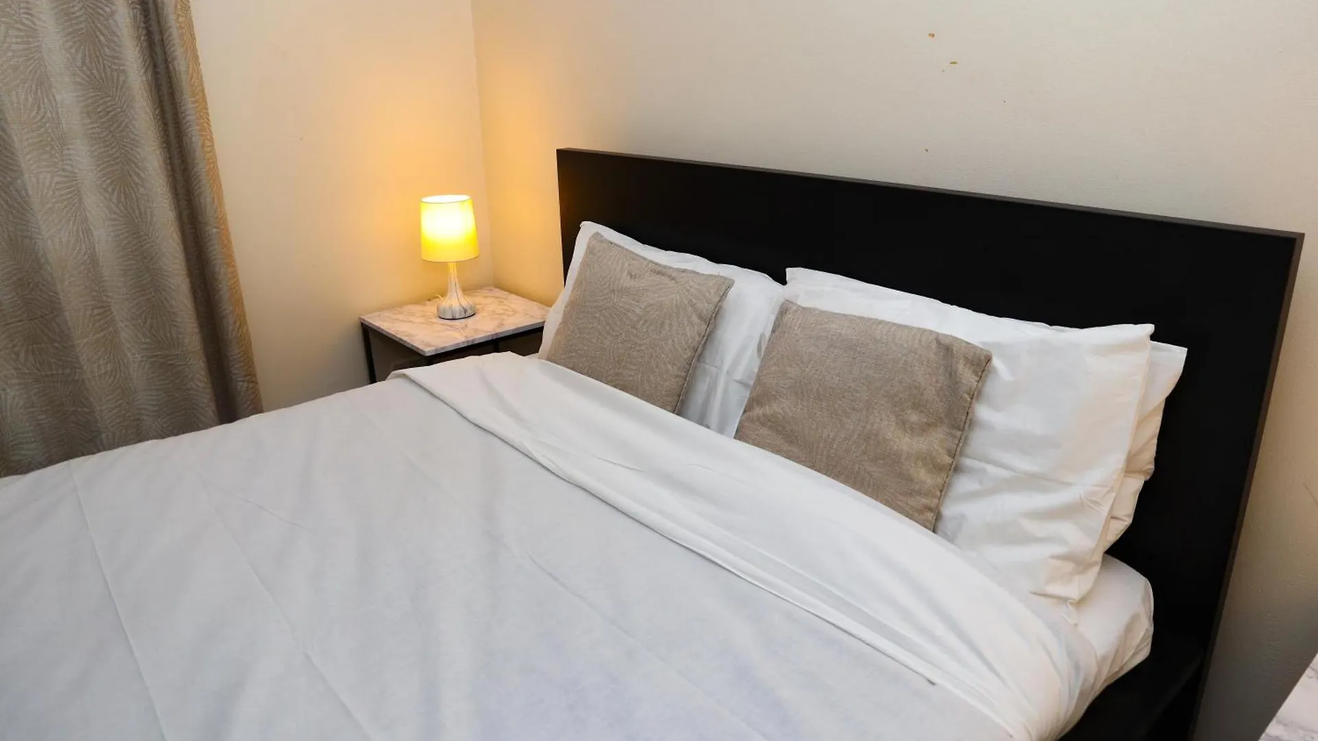 Charlotte Apartment Aberdeen