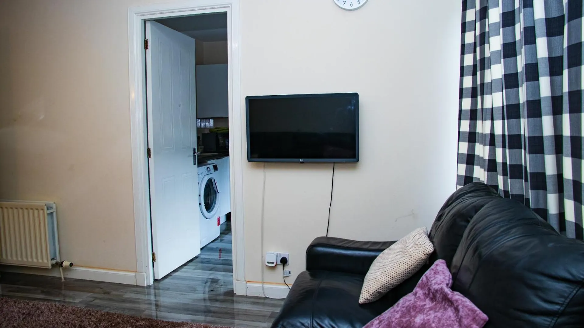 Charlotte Apartment Aberdeen
